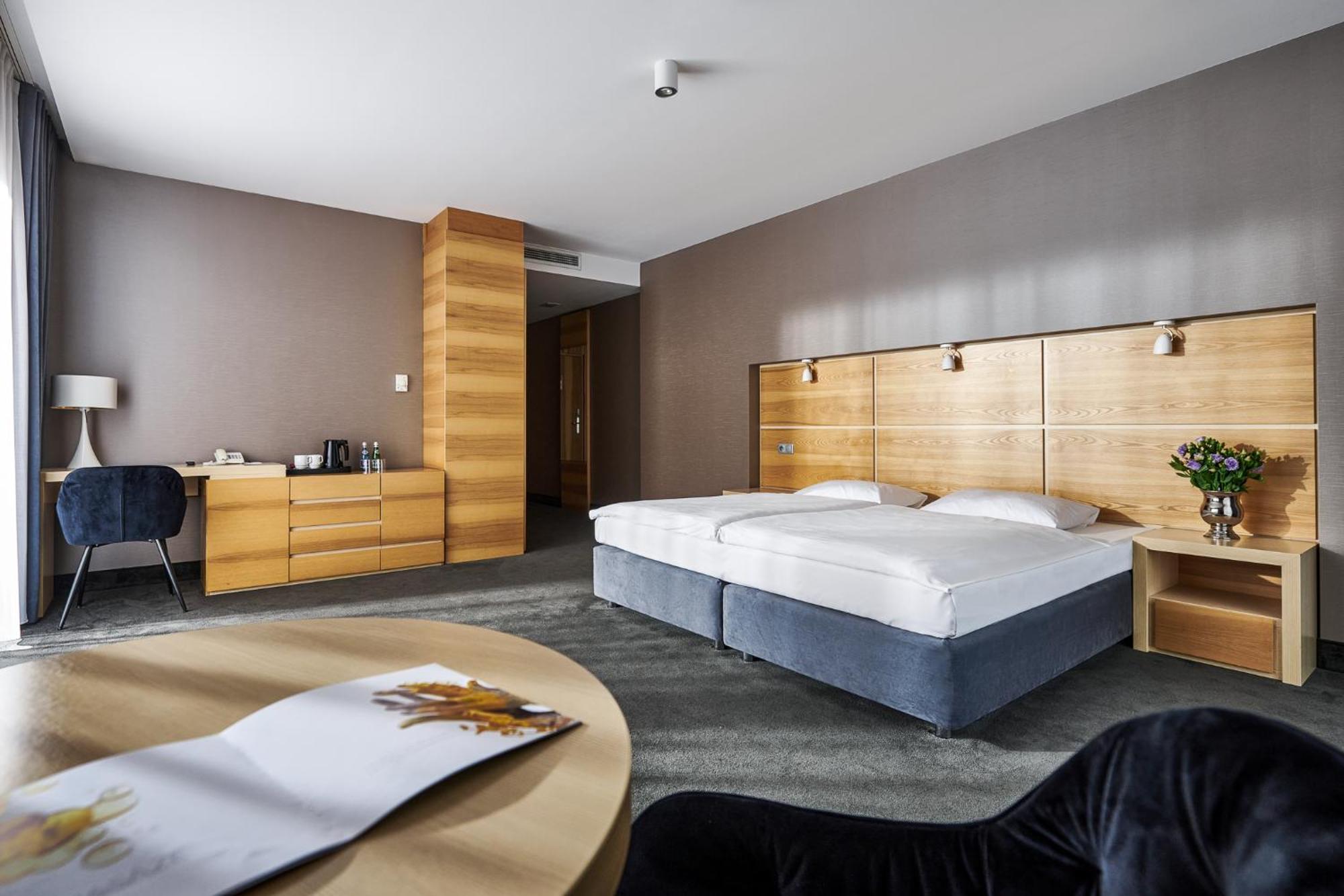Port Hotel 5*